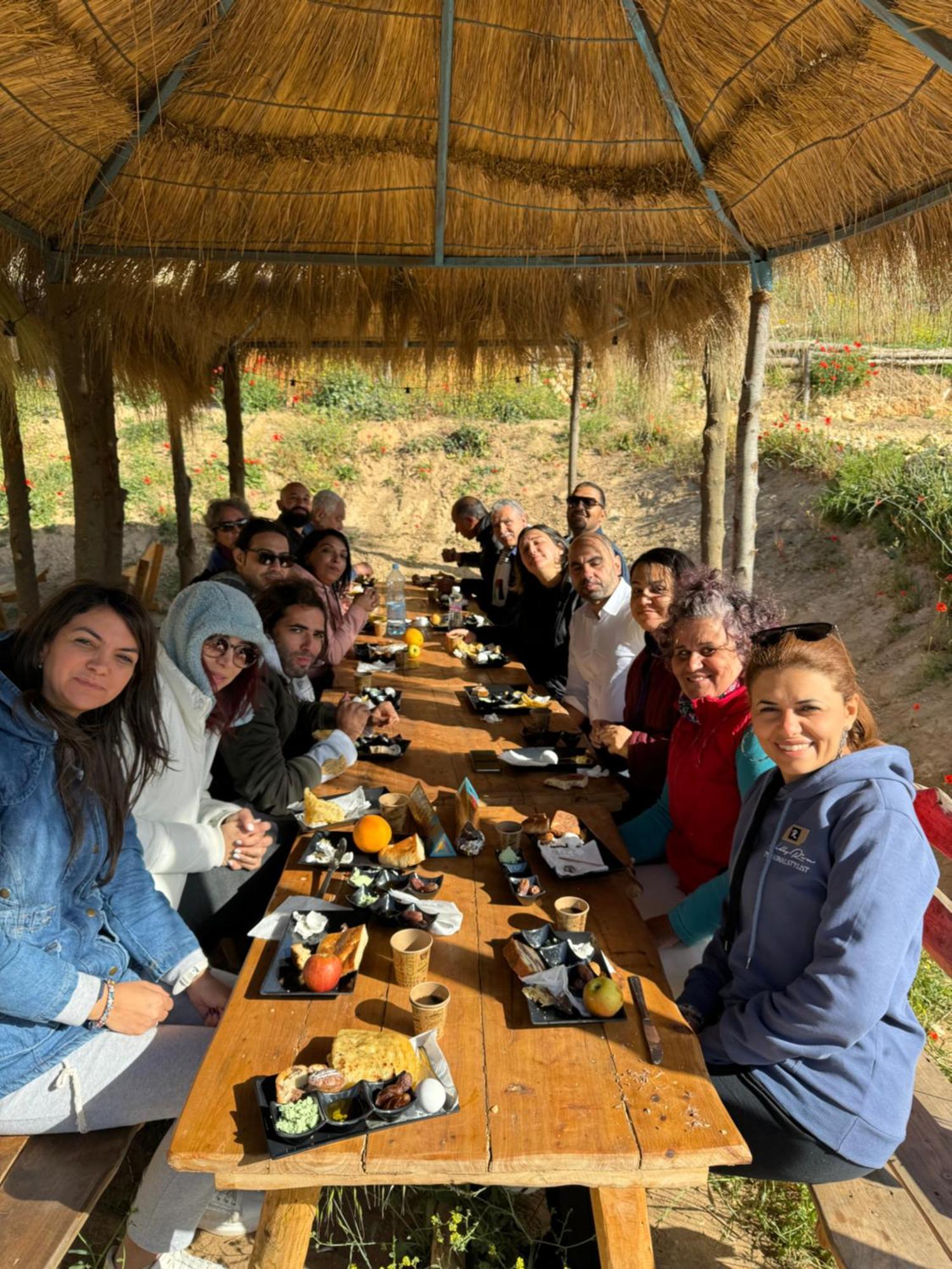 Ghar El Melh Outdoors Hotell Ra's al Jabal Eksteriør bilde