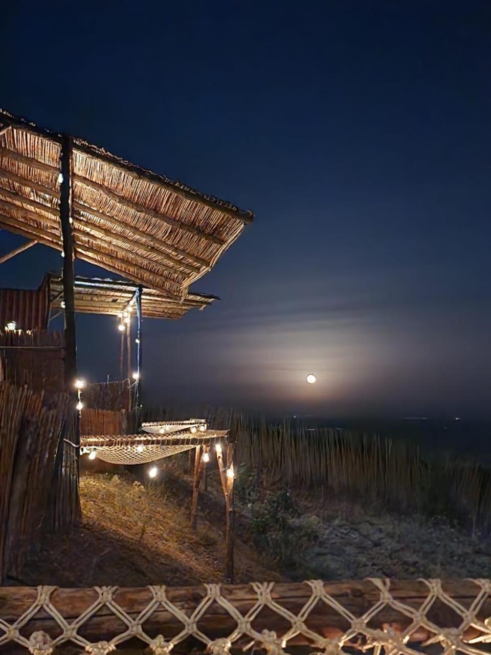 Ghar El Melh Outdoors Hotell Ra's al Jabal Eksteriør bilde