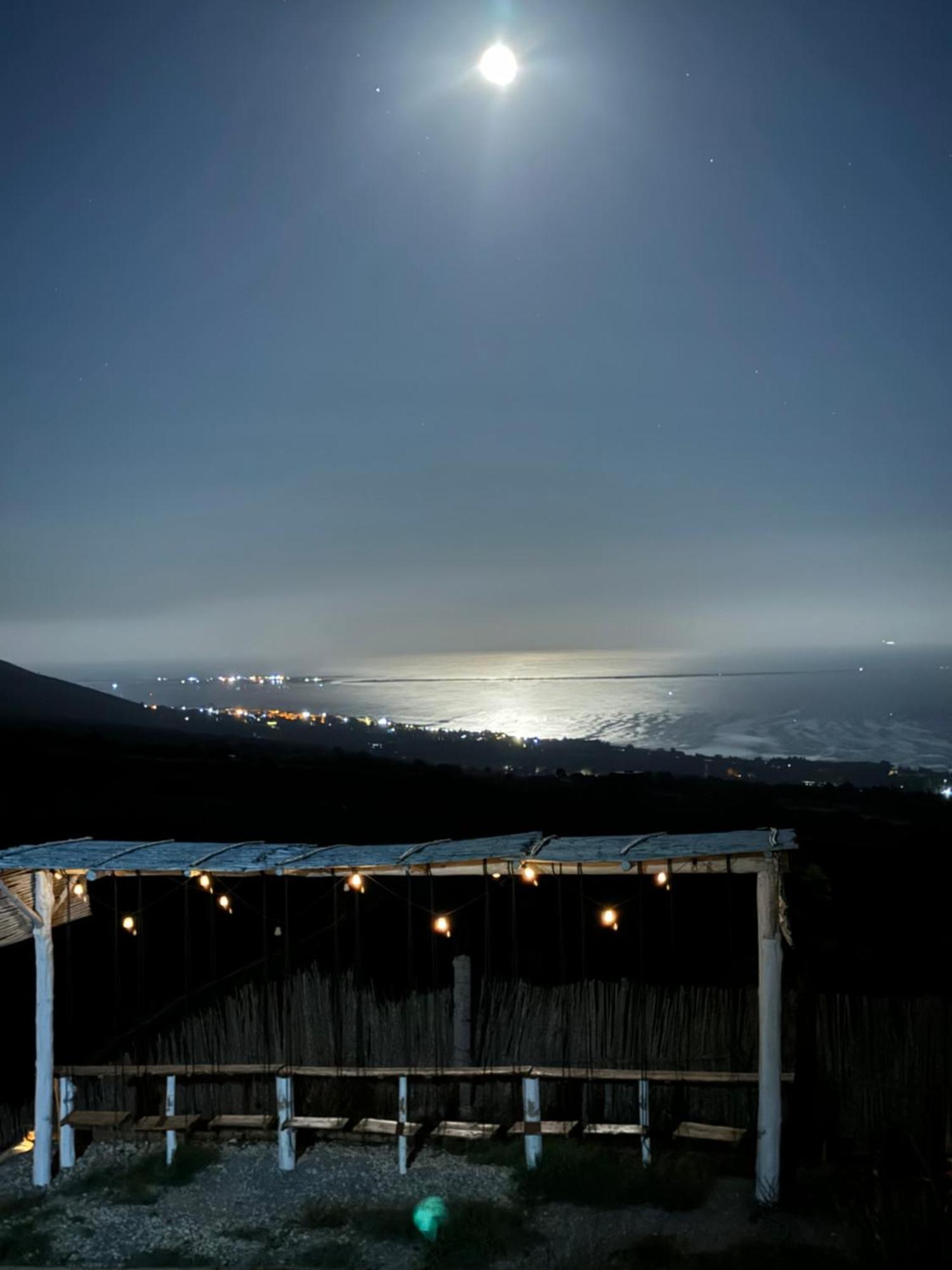 Ghar El Melh Outdoors Hotell Ra's al Jabal Eksteriør bilde